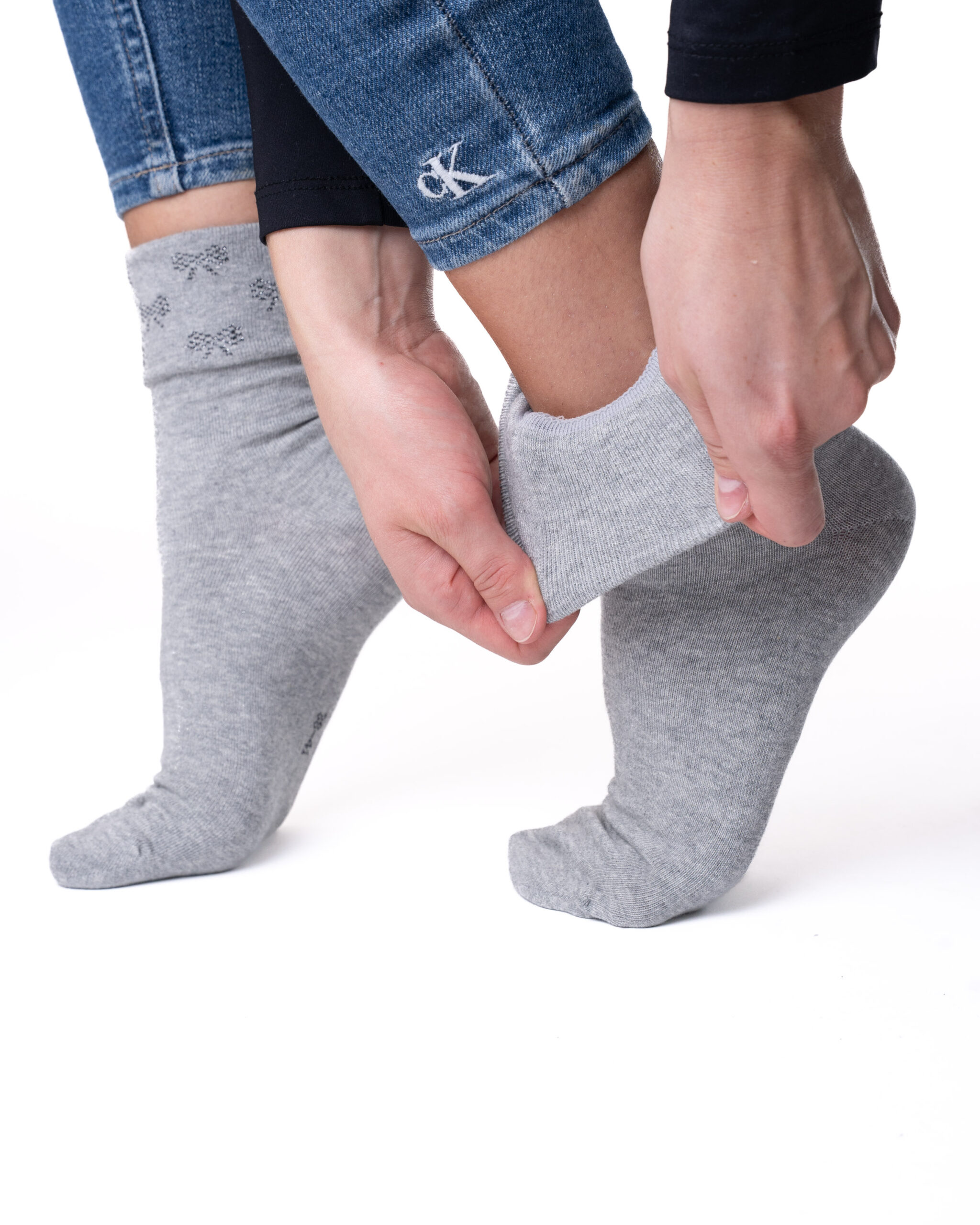 6 pari ženskih čarapa bez gume, jednobojne /mašne gore 5711 - Slika 2