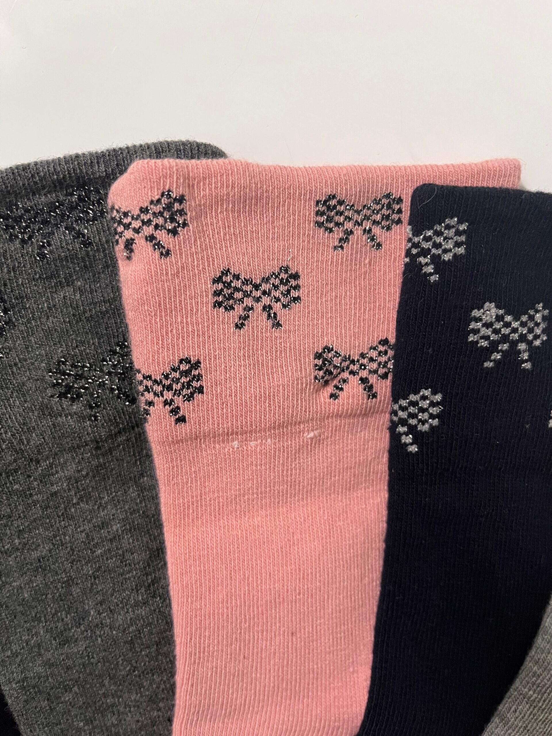 6 pari ženskih čarapa bez gume, jednobojne /mašne gore 5711 - Slika 3